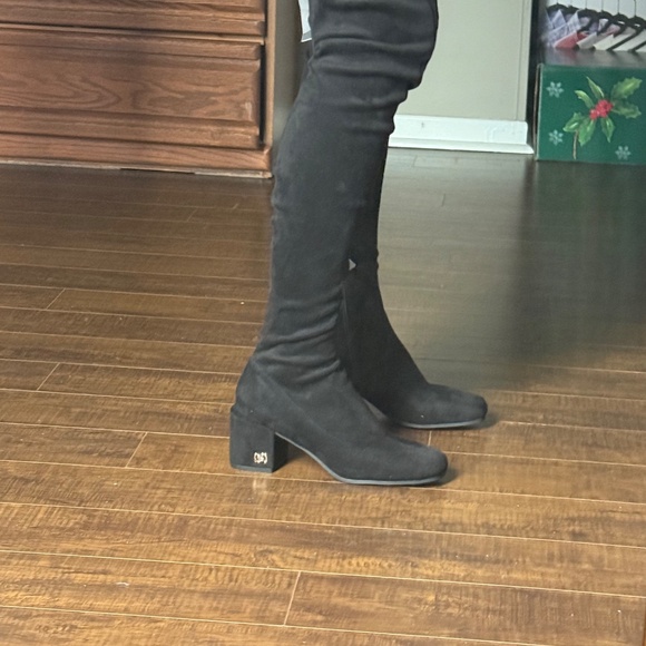 Over the knee boots - Picture 5 of 6
